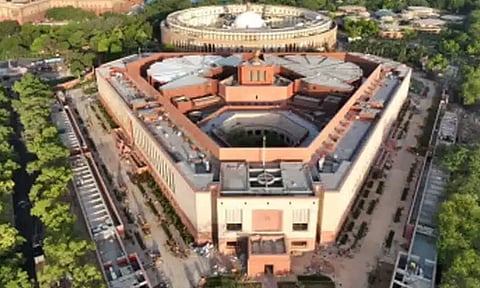 #Parliament 9-ந்தேதி கூடுகிறது- சபாநாயகருக்கு எதிரான பதவி நீக்க தீர்மானம் விவாதம்- ஓட்டெடுப்பு