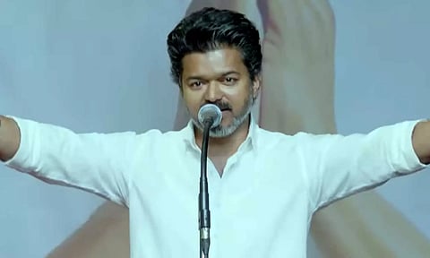 யானை- தேங்காய், வாழைப்பழம் குட்டிக்கதை கூறி திமுக-வை மறைமுகமாக விமர்சித்த விஜய்