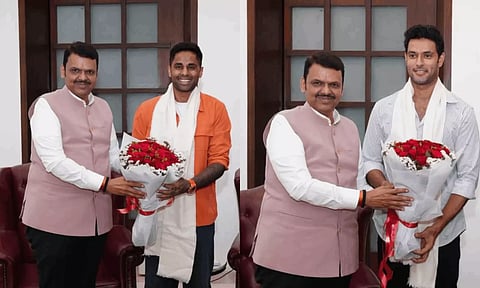 Suryakumar Yadav | மகாராஷ்டிரா முதல்வர் இல்லத்தில் சூர்யகுமார், சிவம் துபே - புகைப்படங்கள் வைரல்