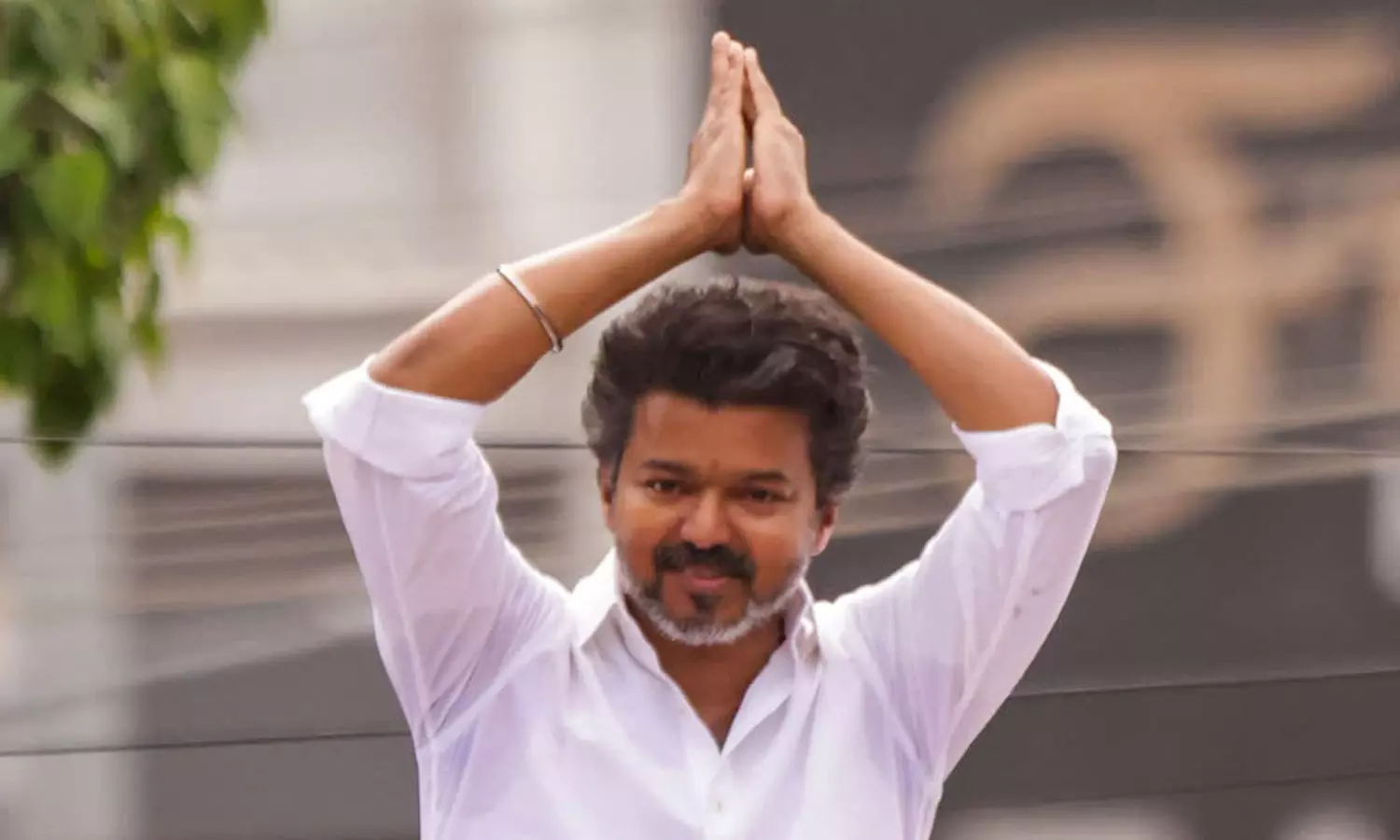 SSLC| பொதுத்தேர்வு எழுதும் என் அன்புத் தம்பிகளுக்கும் தங்கைகளுக்கும் வாழ்த்துகள்- விஜய்