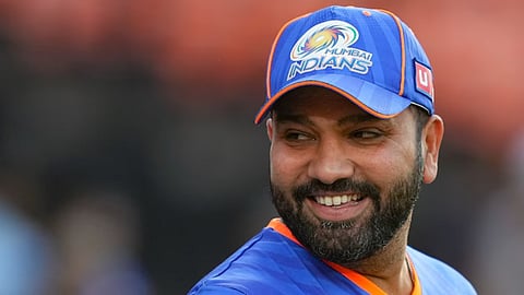 രോഹിത് ശർമ്മയുടെ 'മൈൻഡ് ഗെയിം'; ഡിആർഎസ് വിളിച്ച് അബദ്ധം പിണഞ്ഞ് ഡൽഹി ക്യാപിറ്റൽസ്