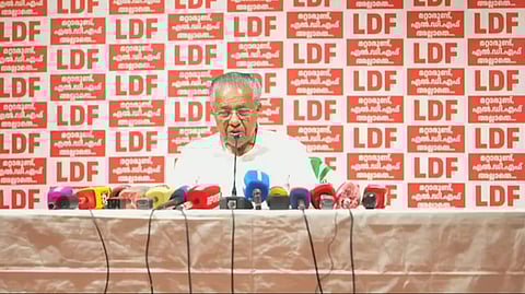 900 വാഗ്ദാനങ്ങൾ, 97 ശതമാനവും പൂർത്തിയായി; എൽഡിഎഫ് സർക്കാരിന്റെ പ്രോഗ്രസ് കാർഡുമായി മുഖ്യമന്ത്രി