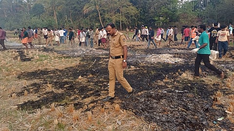 തൃശൂർ സ്ഫോടനം സവിശേഷദുരന്തമായി പ്രഖ്യാപിച്ച് സർക്കാർ, 
ജുഡീഷ്യല്‍ അന്വേഷണം; മരിച്ചവരുടെ കുടുംബത്തിന് 14 ലക്ഷം