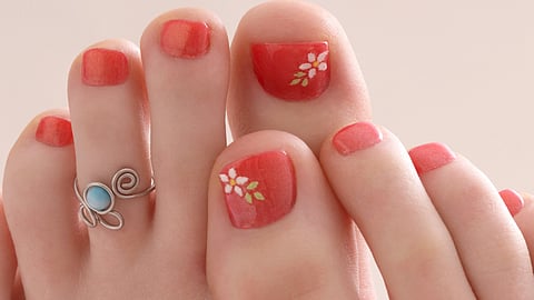 ಬೆಳ್ಳಿ ಕಾಲುಂಗುರ ಮದುಮಗಳಿಗೆ ಸುಂದರ...