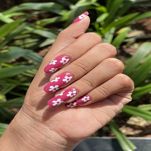 ನೇಲ್ ಆರ್ಟ್ ನ್ಯೂ ಟ್ರೆಂಡ್/ ನಖದ ಬೆನ್ನೇರಿ ಬಂತು ಕಲ್ಪನಾವಿಲಾಸ