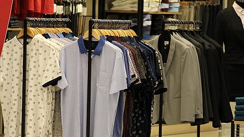 Myntra 4PM–8PM Flash Sale banner showing deals on men’s, women’s, kids fashion, footwear, accessories, and beauty products