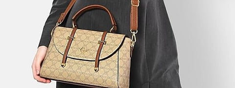 Discover Lavie handbags under ₹1,999 — from chic satchel bags to elegant tote bags. Elevate your winter look with these trendy, spacious, and affordable picks.
