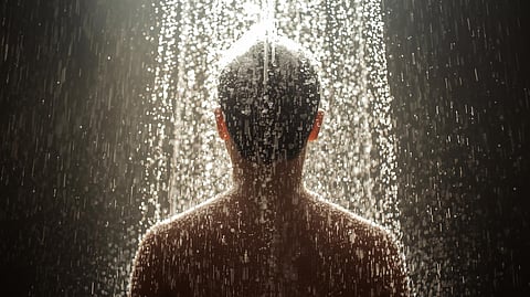 Nighttime bathers argue that taking shower before sleeping assist them get rid of the day’s dirt away before they hop into their bed and slip into the sleep that they have been yearning for.