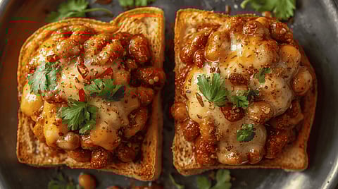 Rajma cheesy toast recipe is an excellent source of protein and fiber and provides you sustained energy without any digestion woes. 