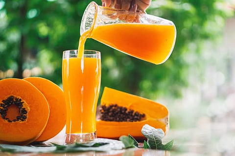 Papaya is powerful source of healthy antioxidants namely carotenoids, especially lycopene. 