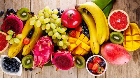 The presence of bromelain in pineapple can reduce inflammation in the gut and promote protein digestion. 