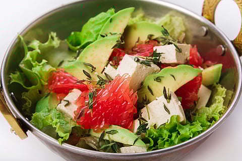 Your salad bowl should have the right ingredients, including proteins and healthy fats, and a mix of raw with cooked vegetables.