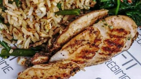 From rolls to millet khichdi, try out these healthy, high-protein meals.