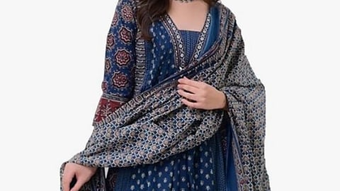 Most plus-size women struggle to find the right pair of clothing under a budget.
