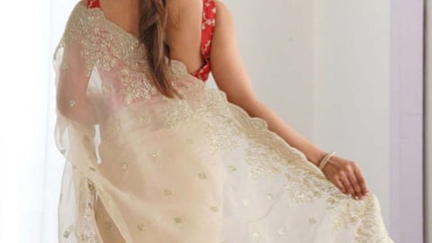 These ethnic outfits are great options if you are looking for an outfit within a strict budget.