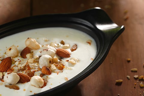 From cucumber raita bowls to sweet mango parfaits, these quick curd recipes are the easiest way to stay cool and full during scorching summer days.
