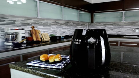 The appliance has emerged a perfect option for individuals looking for healthier choices in making food as the device needs minimal oil to cook foods. 