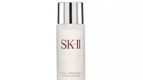 Whether you want to invest in a radiant skincare upgrade or want to make your first luxury beauty purchase, Zalora Malaysia’s vast collection has everything you need.