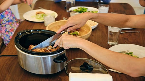 Slow cooking has the potential to retain approximately 70 to 90% of B vitamins.