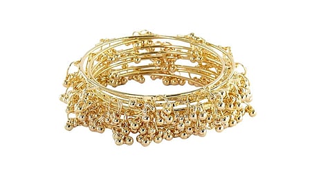 Whether you are dressing up for a family puja, a wedding celebration, or a festive dinner, the right set of bangles can effortlessly help you steal the spotlight.