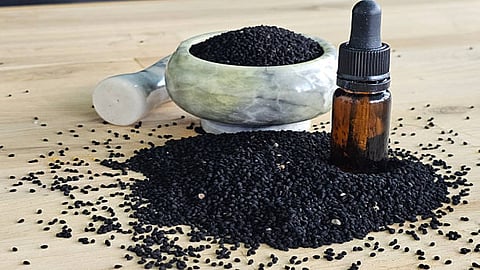 Kalonji has been used across Ayurvedic and Unani medicine, long before there were blood tests, scans, or prescriptions. 