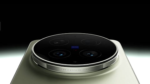 The Vivo X300 Ultra launch date in India is set for May 6.