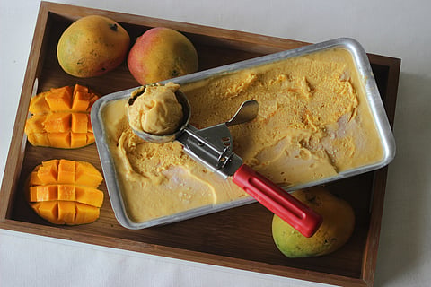 How to make mango ice cream at home
