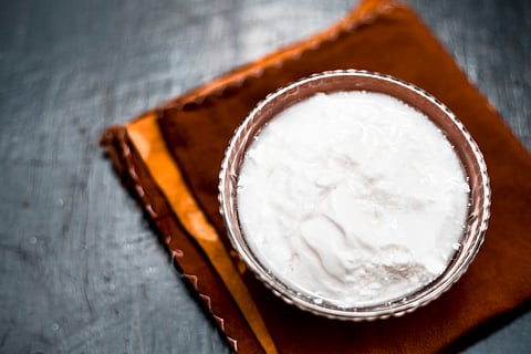 Can we eat curd at night during Summers?