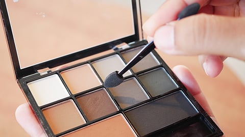 Here are Top 6 Face Palettes For Different Skin Types.