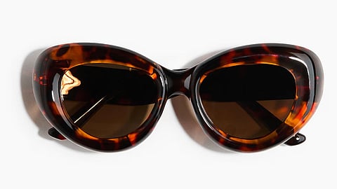A collection of stylish sunglasses from H&M Malaysia featuring round, cat-eye, aviator and square-frame designs.