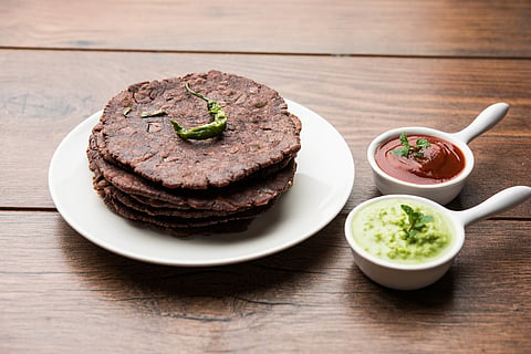 High-protein ragi paratha with paneer recipe