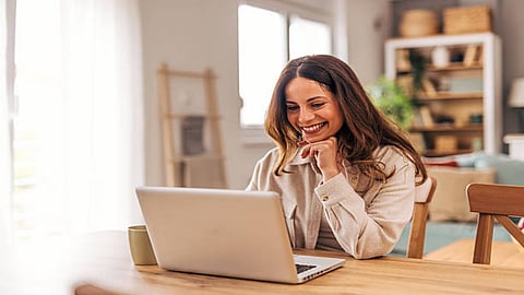Buyers can get up to ₹16,000 EPP benefits and ₹6,000 student discounts.