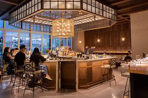 Mott 32 Bangkok at The Standard, Bangkok Mahanakhon serves time honoured Cantonese recipes with olde-worlde glamour.