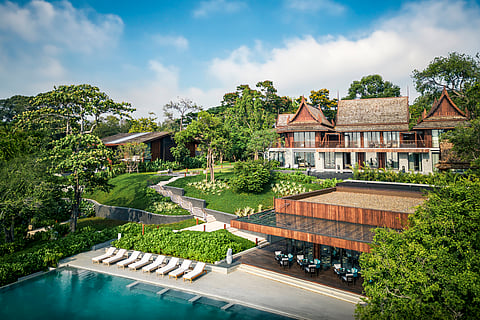 Andaz Pattaya Jomtien Beach welcomes you into an enchanting, verdant getaway seasoned with local flavour