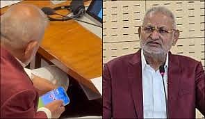 നിയമസഭയ്ക്കുള്ളിൽ മഹാരാഷ്ട്ര മന്ത്രിയുടെ റമ്മി കളി

