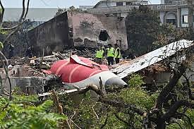 വിമാനാപകടം: യുകെ പൗരന്മാരുടെ മൃതദേഹങ്ങള്‍ മാറിപ്പോയെന്ന് ആരോപണം