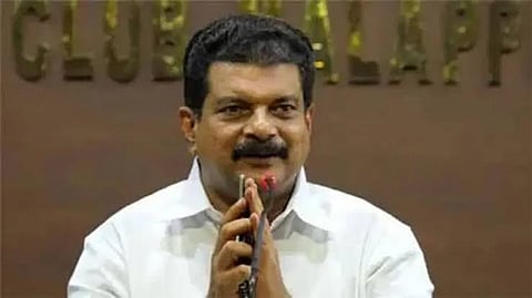 ടെലിഫോൺ ചോർത്തൽ: പി.വി അൻവറിനെതിരെ കേസ്