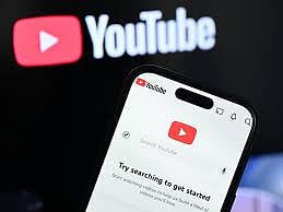 നിരോധനം കൊണ്ട് മാത്രം കുട്ടികൾക്ക് സുരക്ഷയൊരുക്കാനാവില്ല