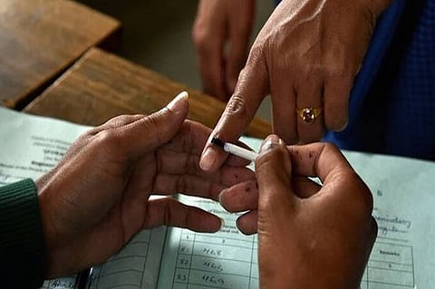 സംസ്ഥാനത്ത് നിയമസഭാ തിരഞ്ഞെടുപ്പ് പുരോഗമിക്കുന്നു.