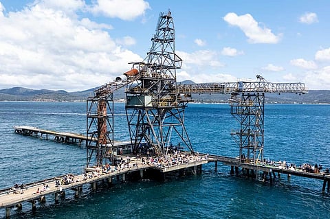 ക്ലിഫ് ജമ്പിംഗ് 