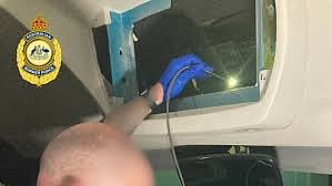 SAയയിലെ ഔട്ടർ ഹാർബറിൽ നിന്ന് 28 കിലോഗ്രാം കൊക്കെയ്ൻ പിടികൂടി
