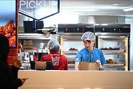  യുവ തൊഴിലാളികളുടെ ജൂനിയർ വേതനം ഘട്ടം ഘട്ടമായി നിർത്തലാക്കും