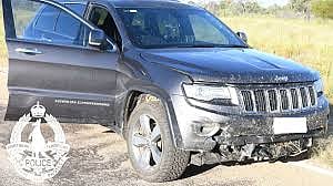 33 വയസ്സുള്ള ഒരു പുരുഷനെ സംഭവസ്ഥലത്ത് നിന്ന് കസ്റ്റഡിയിലെടുത്തു.