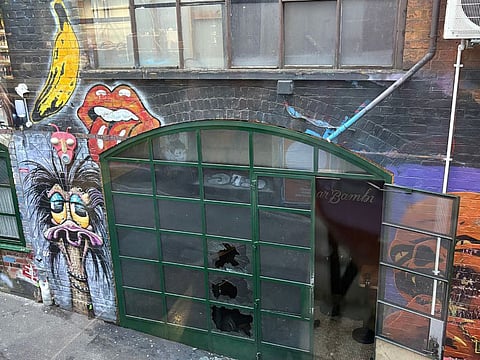 മെൽബൺ സിബിഡി ബാറിൽ തീപിടുത്തം; മൂന്ന് പേർ അറസ്റ്റിൽ 