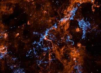 നക്ഷത്രജനന മേഖലയിൽ വലിയ തോതിലുള്ള ജല ഐസ് നിക്ഷേപങ്ങൾ!