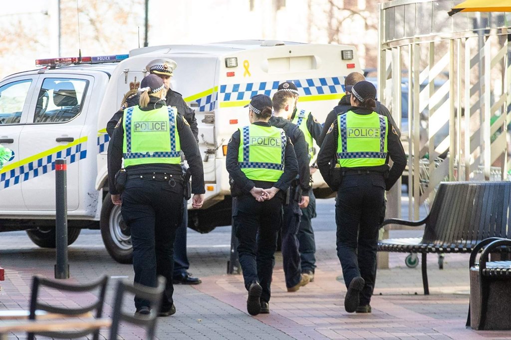 മോഷണക്കുറ്റം: ടാസ്മാനിയയിൽ ട്രെയിനി പോലീസ് ഉദ്യോഗസ്ഥനെ സസ്പെൻഡ് ചെയ്തു

