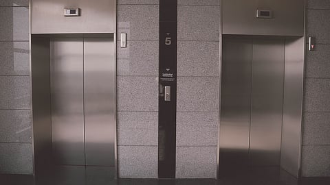 The hospital's lift maintenance records are under scrutiny, and strict action will follow if negligence is identified. (Representational Image: Pixabay)