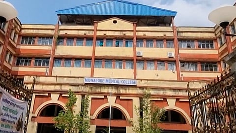 Expired saline administration leads to tragedy at Midnapore Medical College. (Image: Wikimedia Commons)