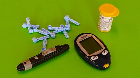 Managing Diabetes: Tools for Tracking Blood Sugar Levels and Staying Healthy. (Unsplash)
