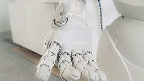 India set to enhance precision in surgical procedures through the introduction of robotic surgeries. (Unsplash)
